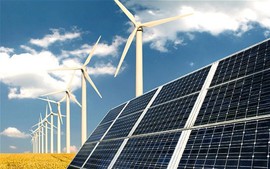 Thế giới phá kỷ lục đầu tư năng lượng xanh